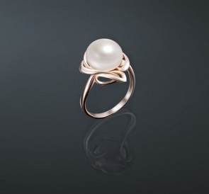 Серебряное кольцо с жемчугом к-211275-з: белый пресноводный жемчуг, серебро 925°