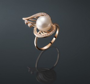 Серебряное кольцо с жемчугом к-130829-з: белый пресноводный жемчуг, серебро 925°