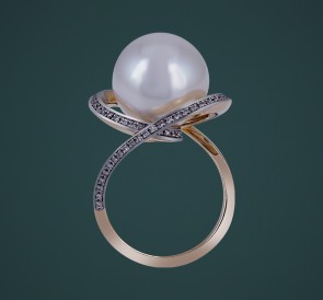 Кольцо с жемчугом к-110653жб: белый морской жемчуг, золото 585°